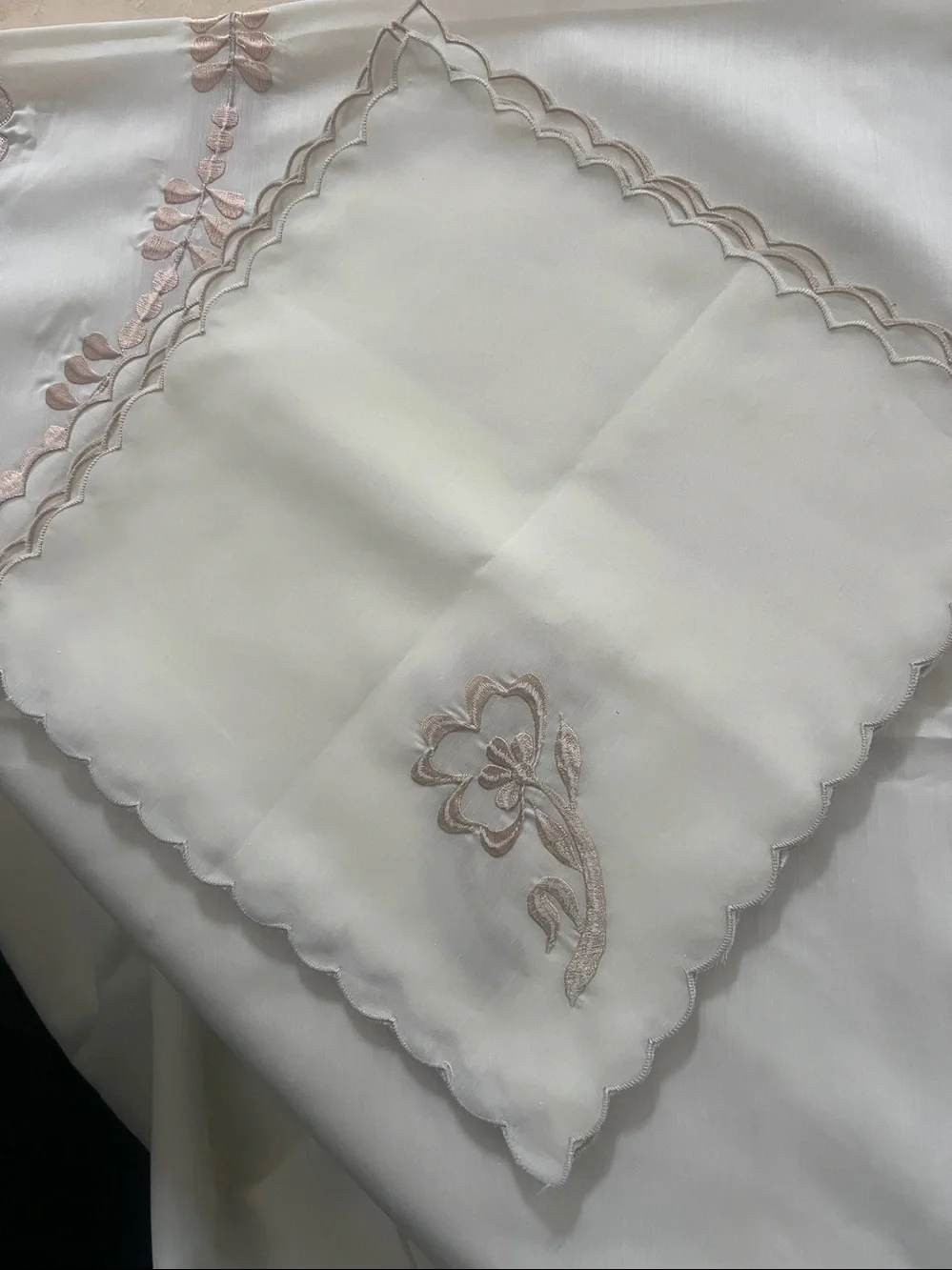 Embroidered Floral Tablecloth - 8 Napkins Cream with Beige Accents 84”x56”